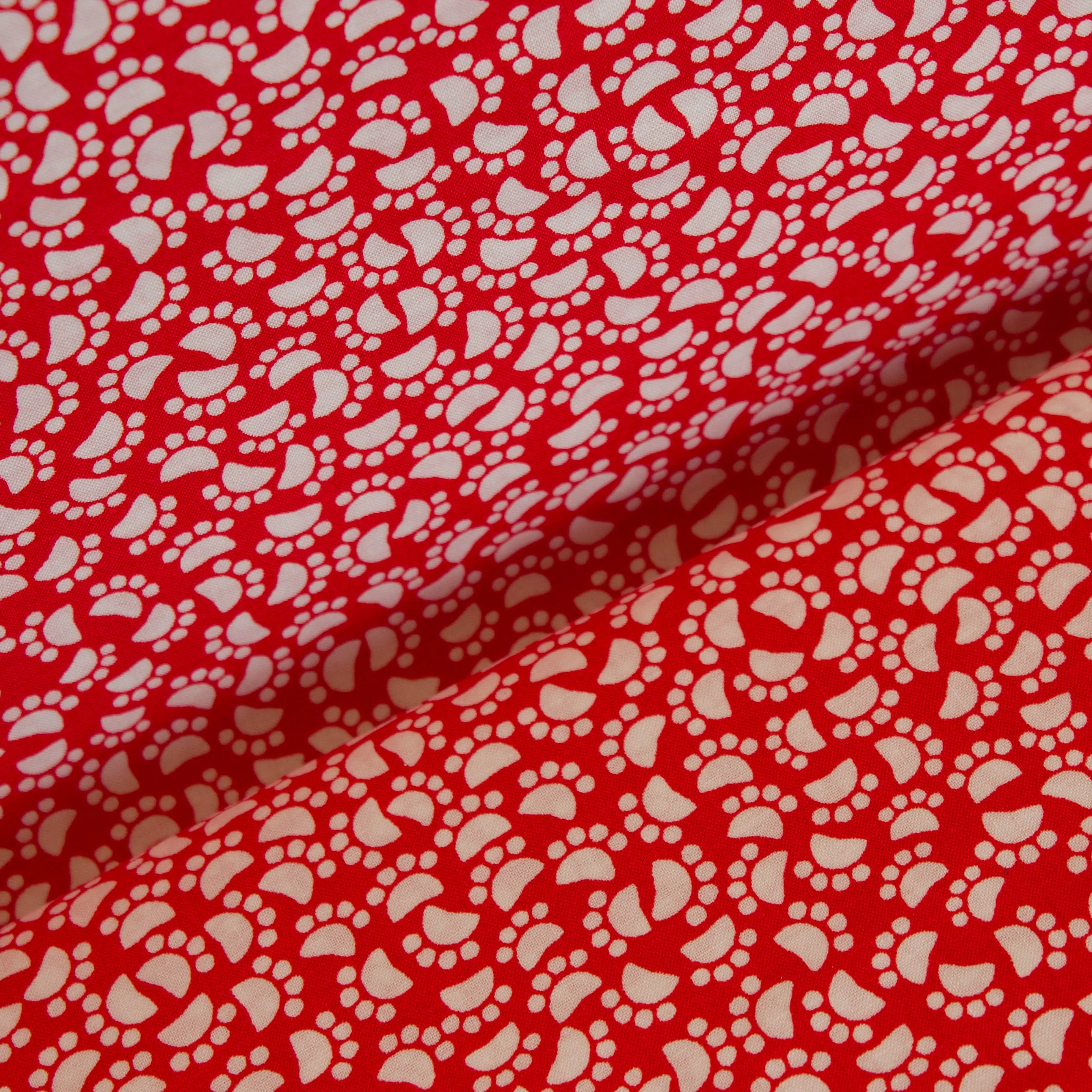 Katoen rood met witte voetjes